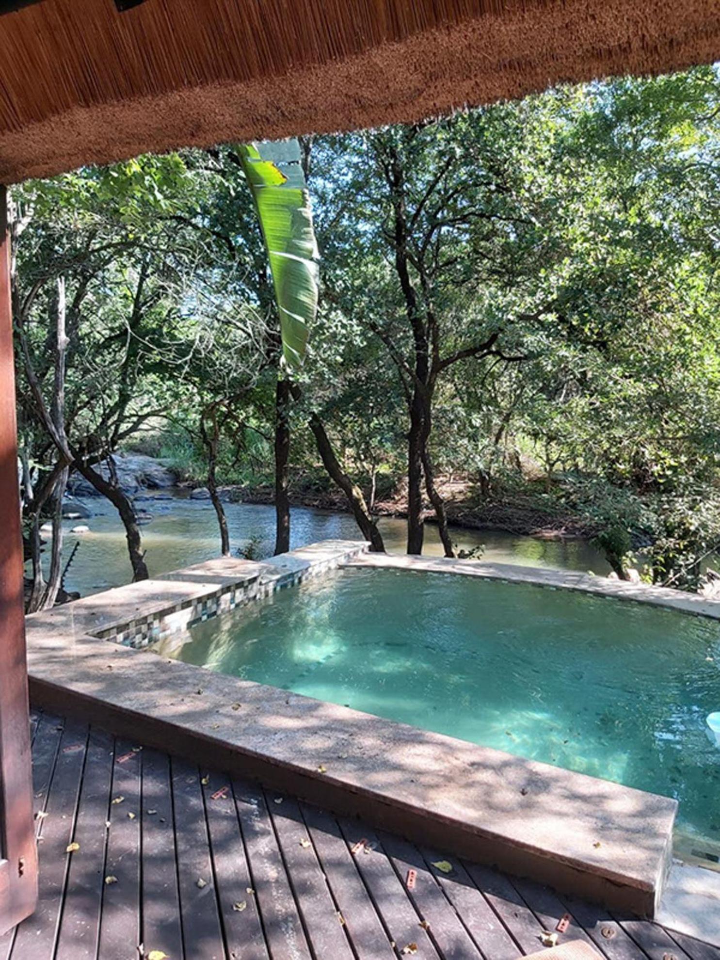 Dreamy 3 Bedroom Villa On The Edge Of The Sabie River In Kruger Park Lodge Hazyview Extérieur photo